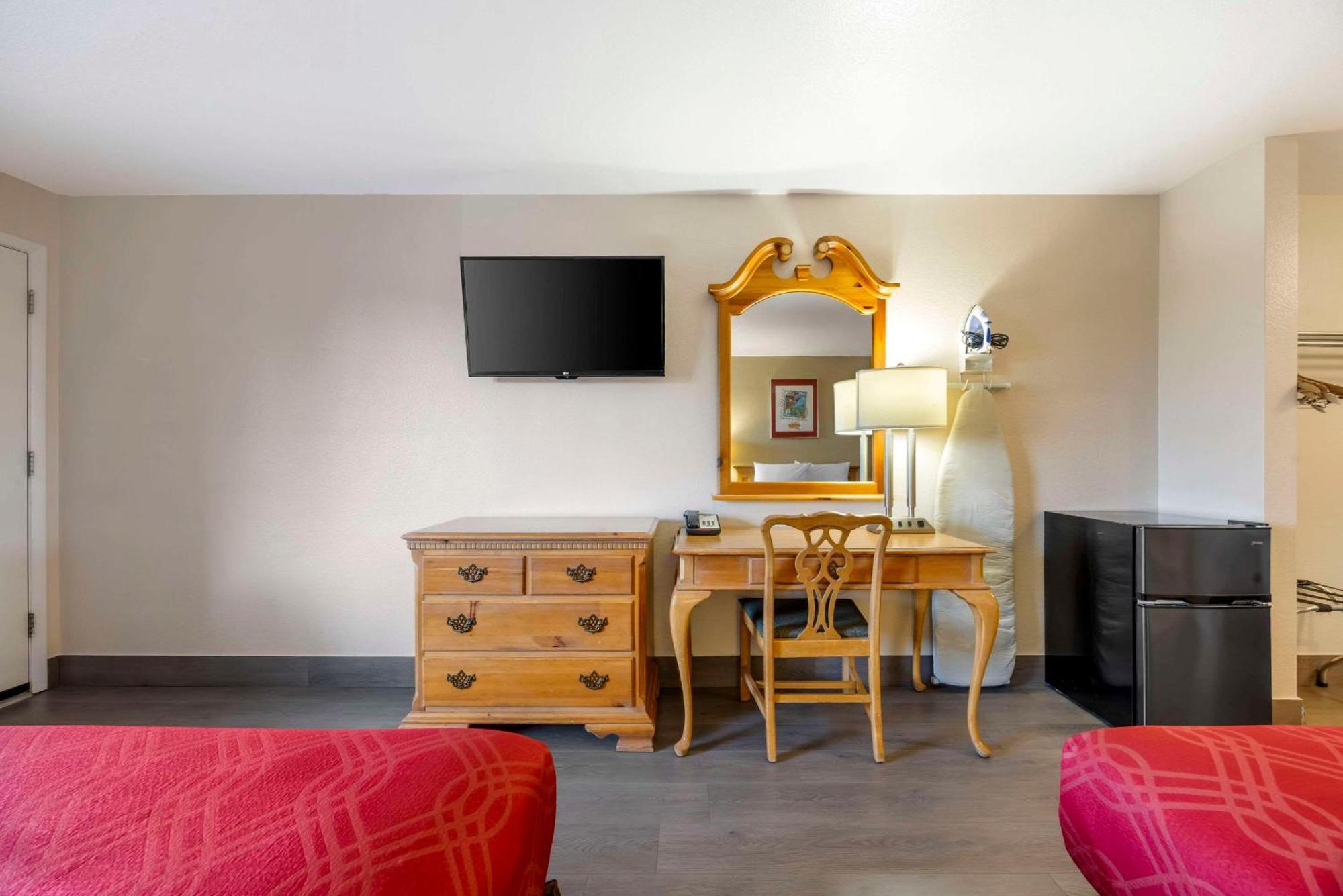 Rodeway Inn Albany Exteriér fotografie
