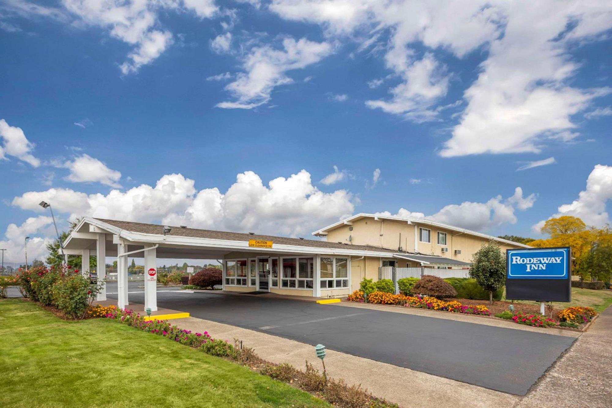 Rodeway Inn Albany Exteriér fotografie