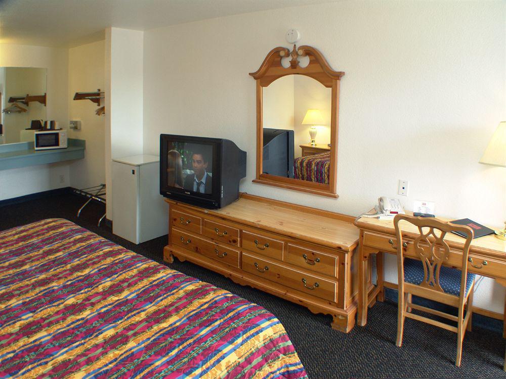 Rodeway Inn Albany Exteriér fotografie